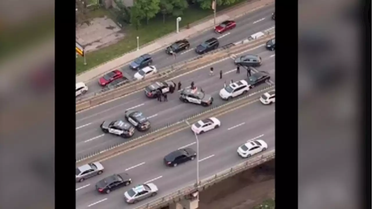 Toronto police investigation causes heavy traffic on Gardiner