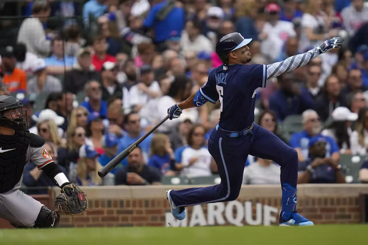 Cubs bash Baltimore 10-2 for fourth straight win