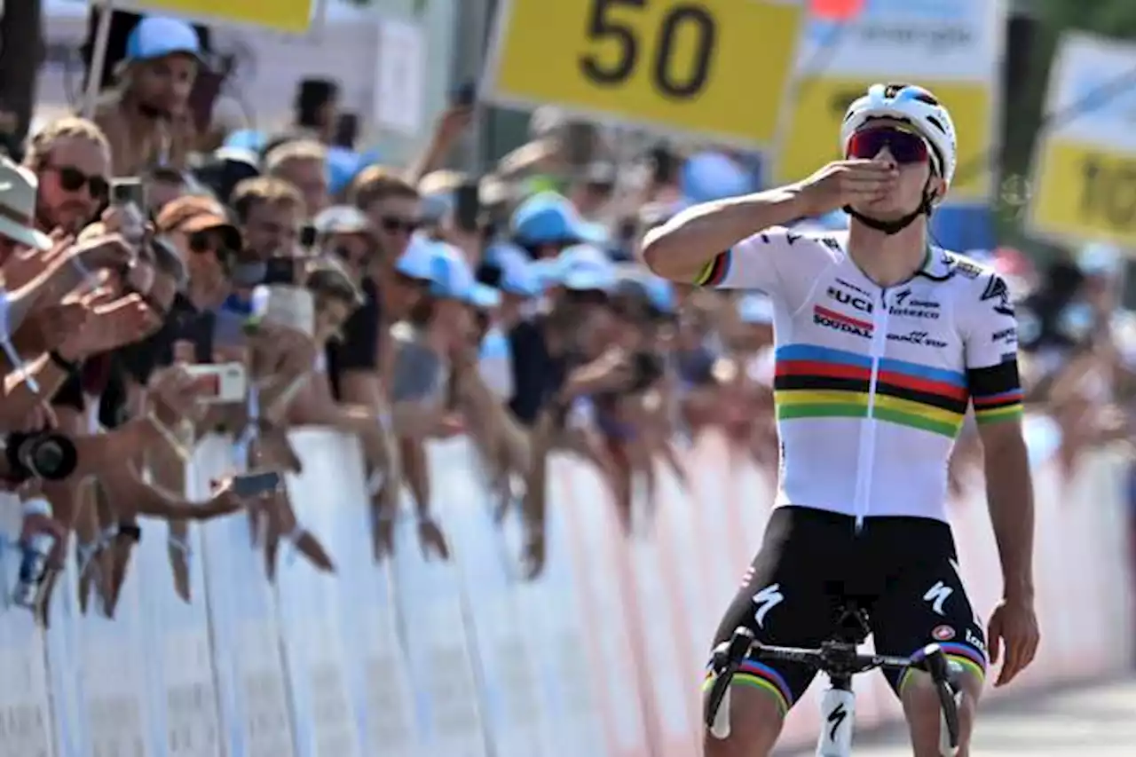 Remco Evenepoel ganó la penúltima etapa en Suiza y homenajeó a Gino Mader