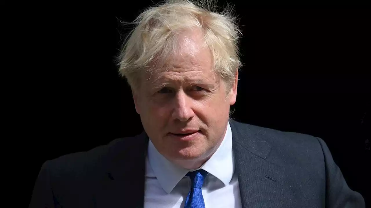 Royaume-Uni : l'ex-Premier ministre Boris Johnson embauché comme éditorialiste dans le tabloïd conservateur 'Daily Mail'