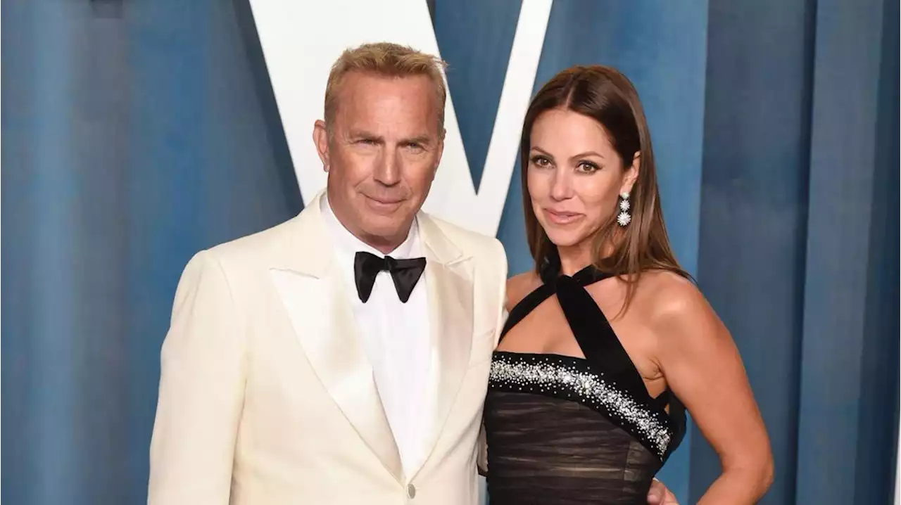 Kevin Costner will sie rauswerfen: Jetzt schießt Noch-Ehefrau Christine Baumgartner zurück