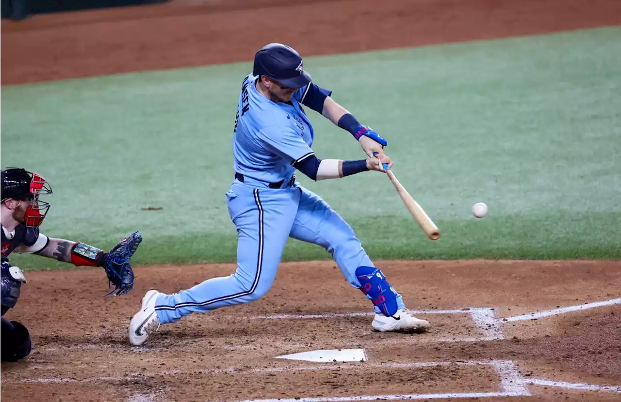 Jansen homers again as the Blue Jays beat slumping AL West-leading Texas 2-1