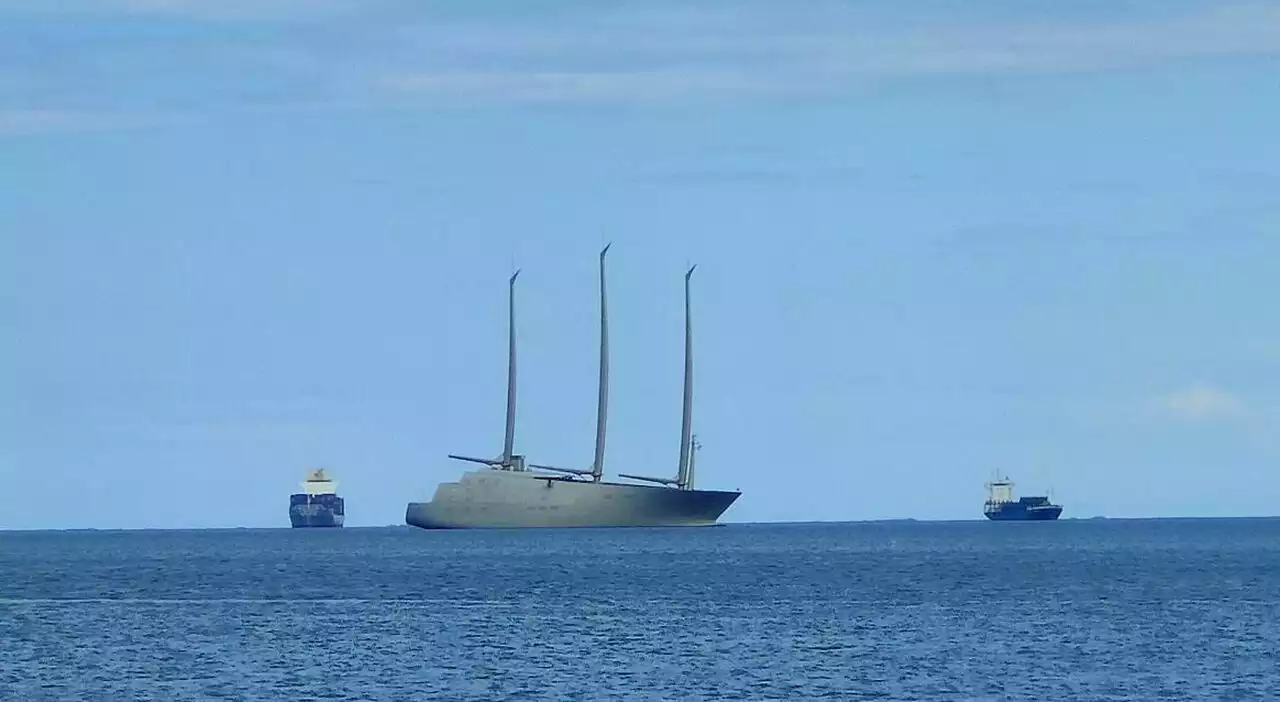 Super yacht russo congelato a Trieste, quanto costa allo Stato Italiano? Le maxi spese per la custodia