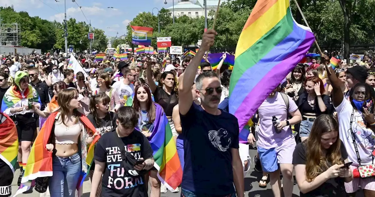 Vienna Pride: Die 27. Regenbogenparade zieht über den Ring