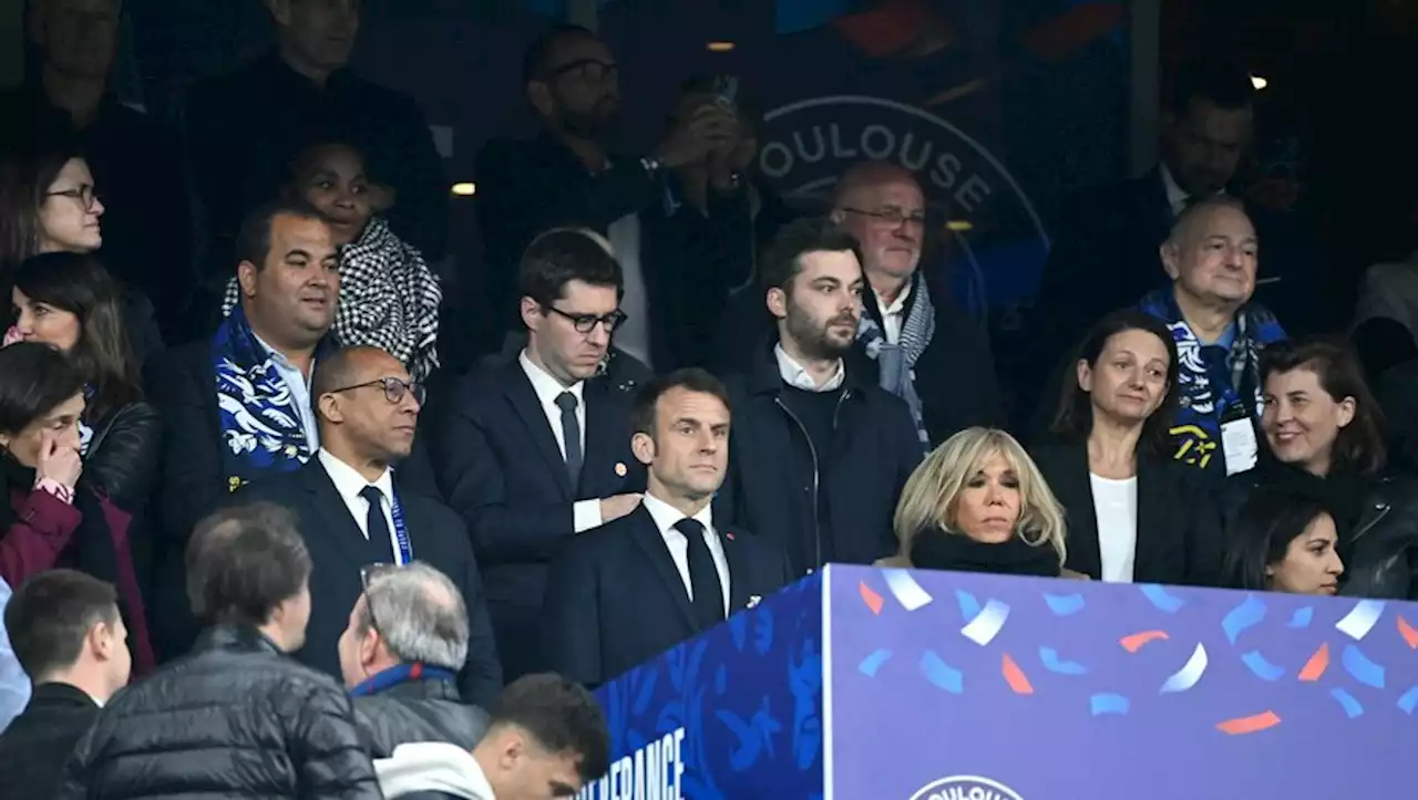 Finale Stade Toulousain-La Rochelle : Emmanuel Macron va-t-il (cette fois) descendre sur la pelouse du Stade de France ?