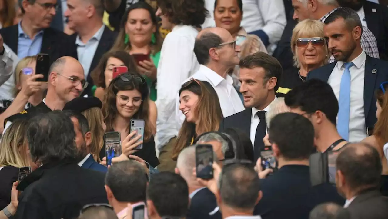 Finale Stade Toulousain-La Rochelle : 'Normalement, on a fait ce qu'il fallait !' Ce qu'Emmanuel Macron a dit à Emmanuel Meafou