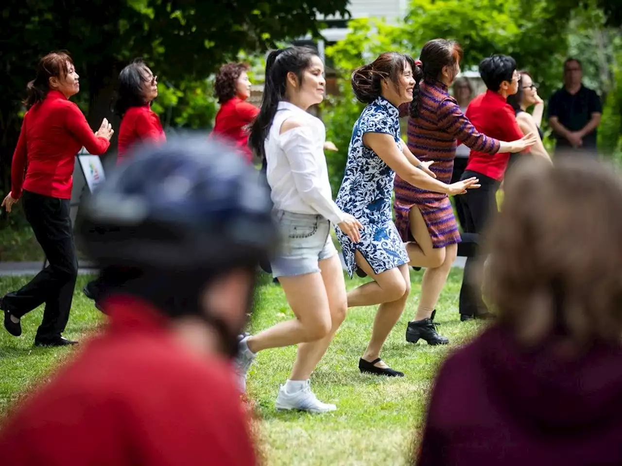 Residents flock to Stittsville park to celebrate the town's 'unique nature'