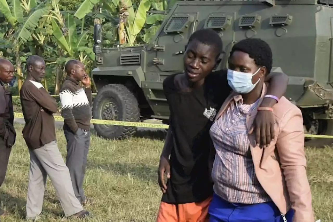 Ataque jihadista a escola em Uganda deixa 37 mortos, a maioria estudantes