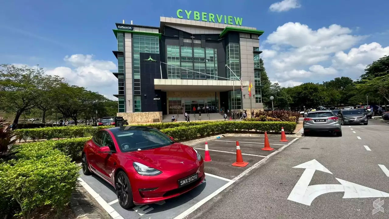 Here's the situation at Tesla Malaysia's walk-in recruitment day at Cyberjaya - SoyaCincau