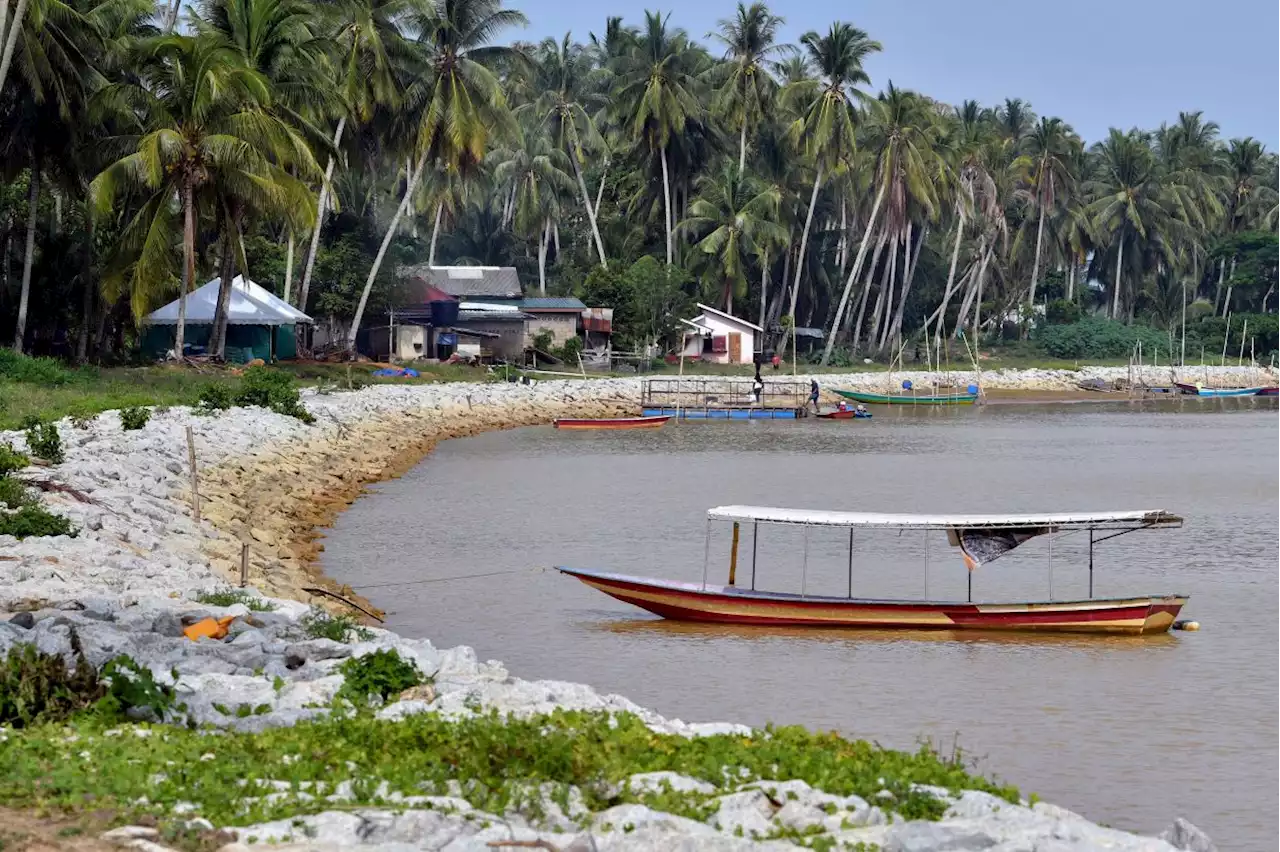 Phase 1 of Sungai Kelantan river basin project to be completed in October, says Nik Nazmi