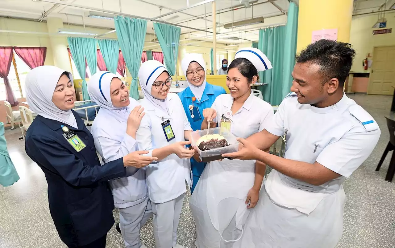 Under fire over nurses’ attire