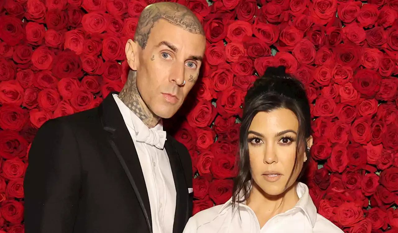 Kourtney Kardashian Pregnant With 1st Child With Travis Barker