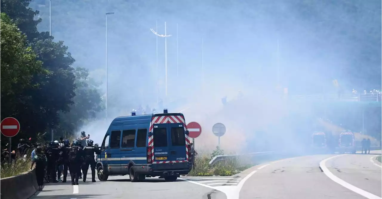 Manifestation contre le Lyon-Turin: échauffourées entre militants et forces de l’ordre