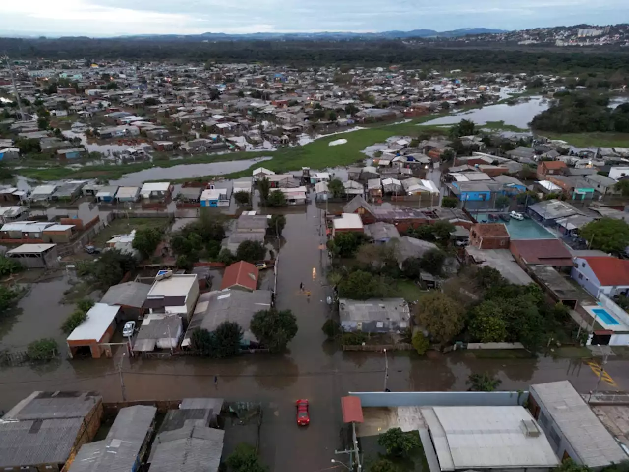 Cyclone leaves 11 dead, 20 missing in southern Brazil