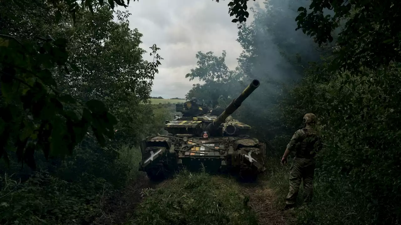 Both sides suffer heavy casualties as Ukraine strikes back against Russia, U.K. assessment says