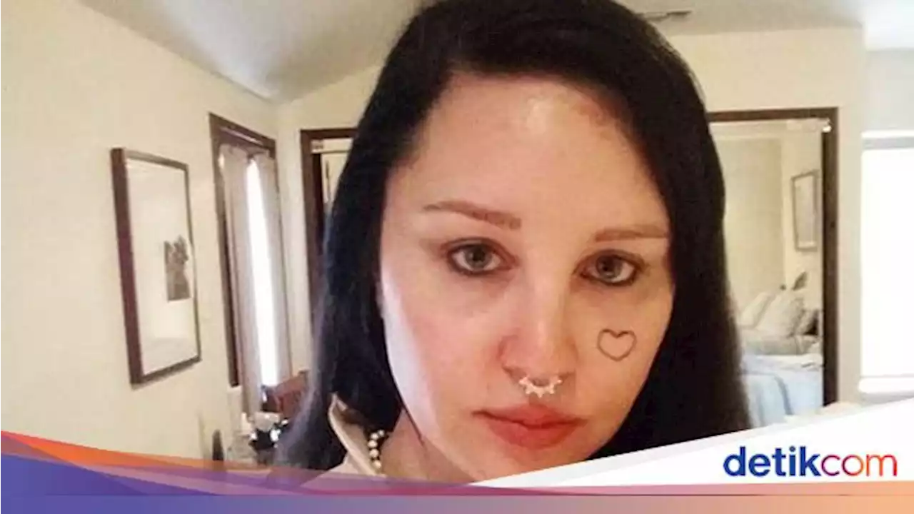 Aktris Amanda Bynes Ditangkap Polisi Terkait Gangguan Jiwa