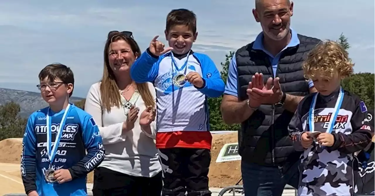 Tarascon : un tout jeune champion de BMX