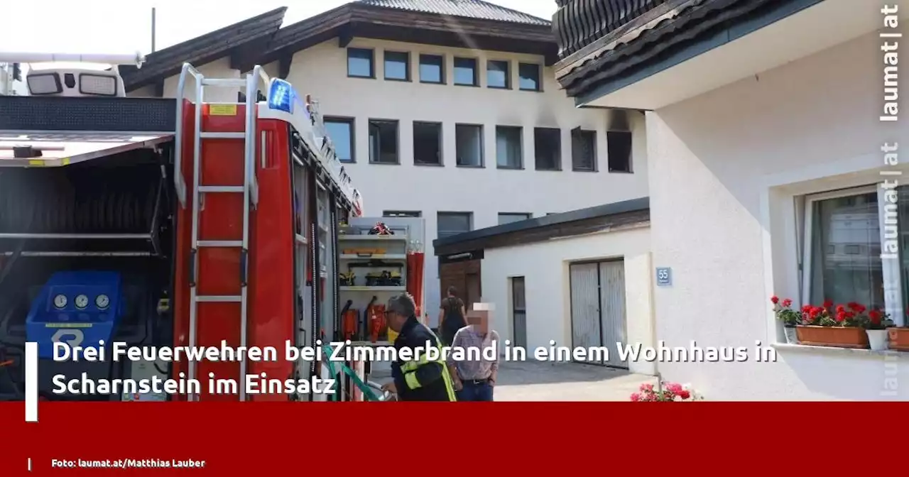 Drei Feuerwehren bei Zimmerbrand in einem Wohnhaus in Scharnstein im Einsatz | laumat|at