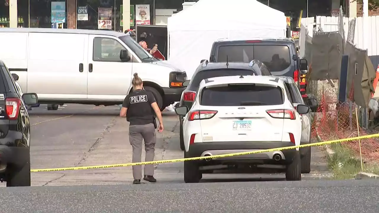 1 killed, 22 wounded in shooting at Juneteenth celebration in Chicago