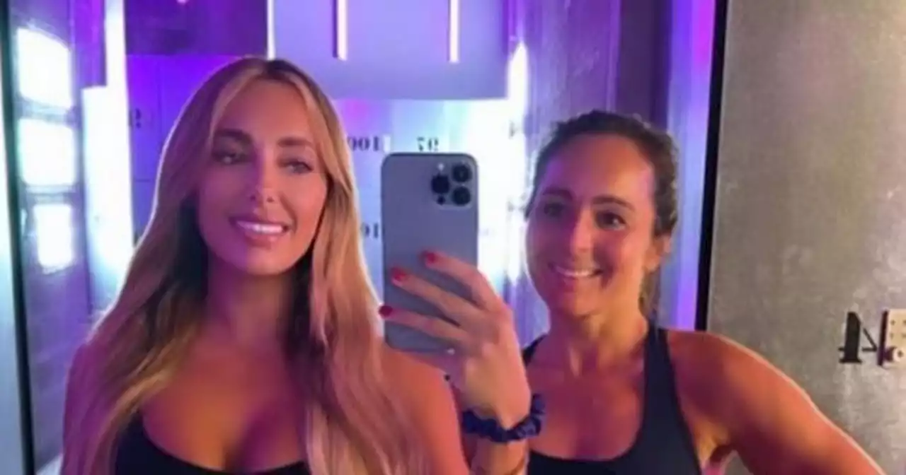 Amber Turner flaunts toned abs in snap after returning from 'social media detox'