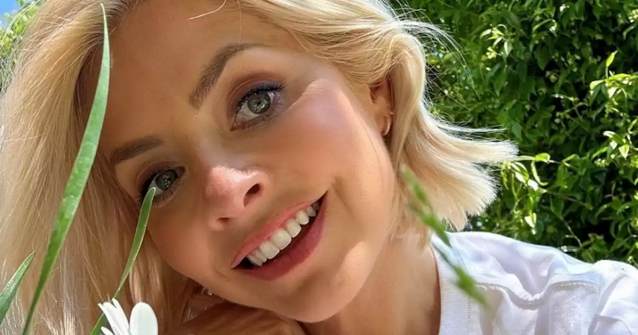 Holly Willoughby shares rare pic of dad on Father's Day and gives peek at garden