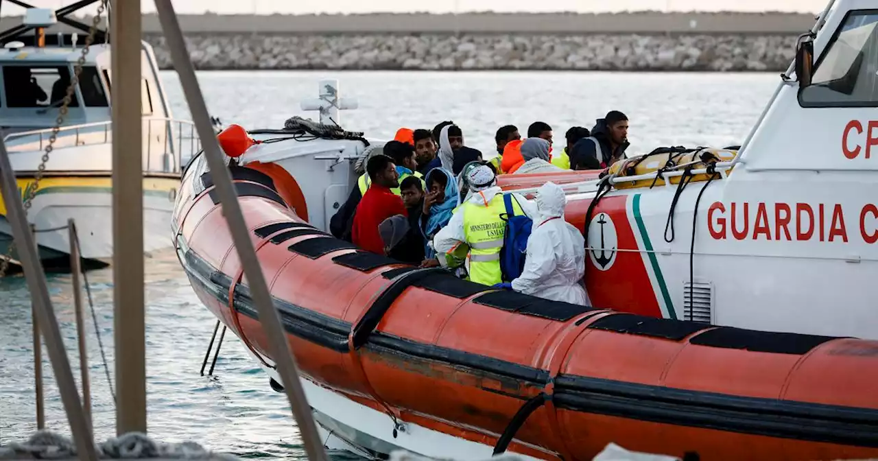 Nuovo sbarco di migranti a Pozzallo: salvate 159 persone tra cui cinquanta minori