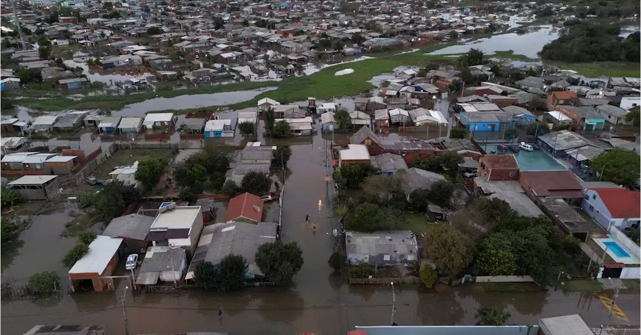 Cyclone leaves 11 dead, 20 missing in southern Brazil