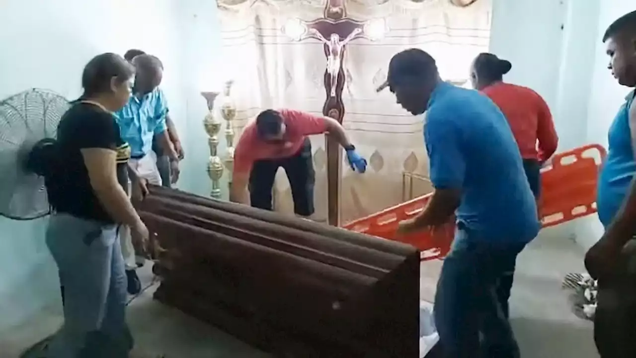 Woman who knocked on coffin during her own funeral dies after a week in intensive care