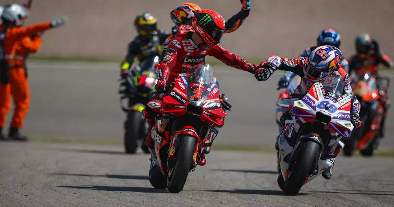 MotoGP Germania: Mart&igrave;n lotta e vince su Bagnaia, tripletta Ducati