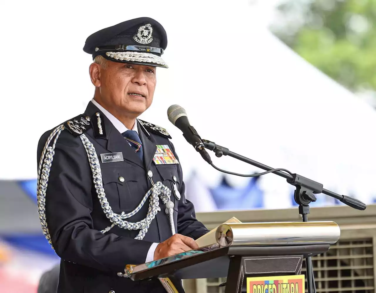 Acryl Sani may step down as IGP four months early