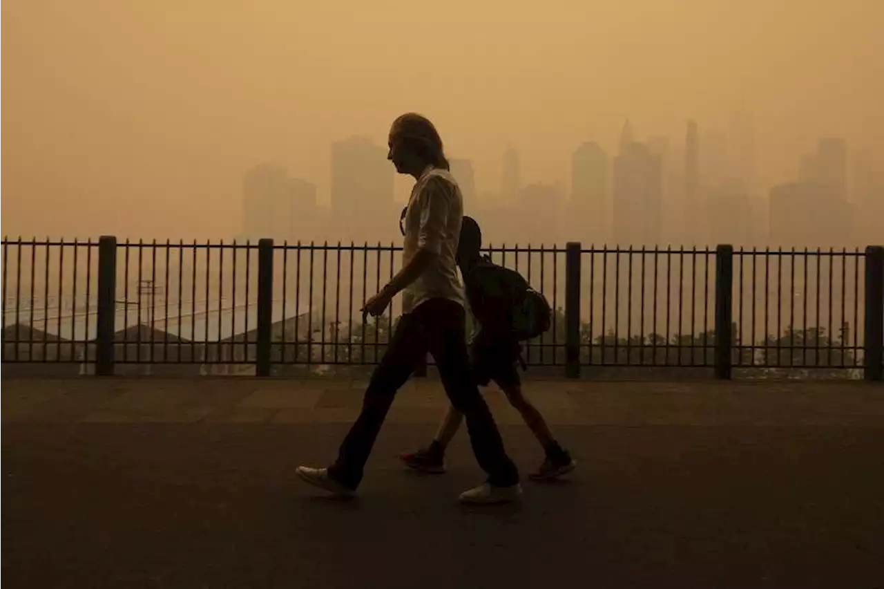 New York’s air quality deteriorates to unhealthy