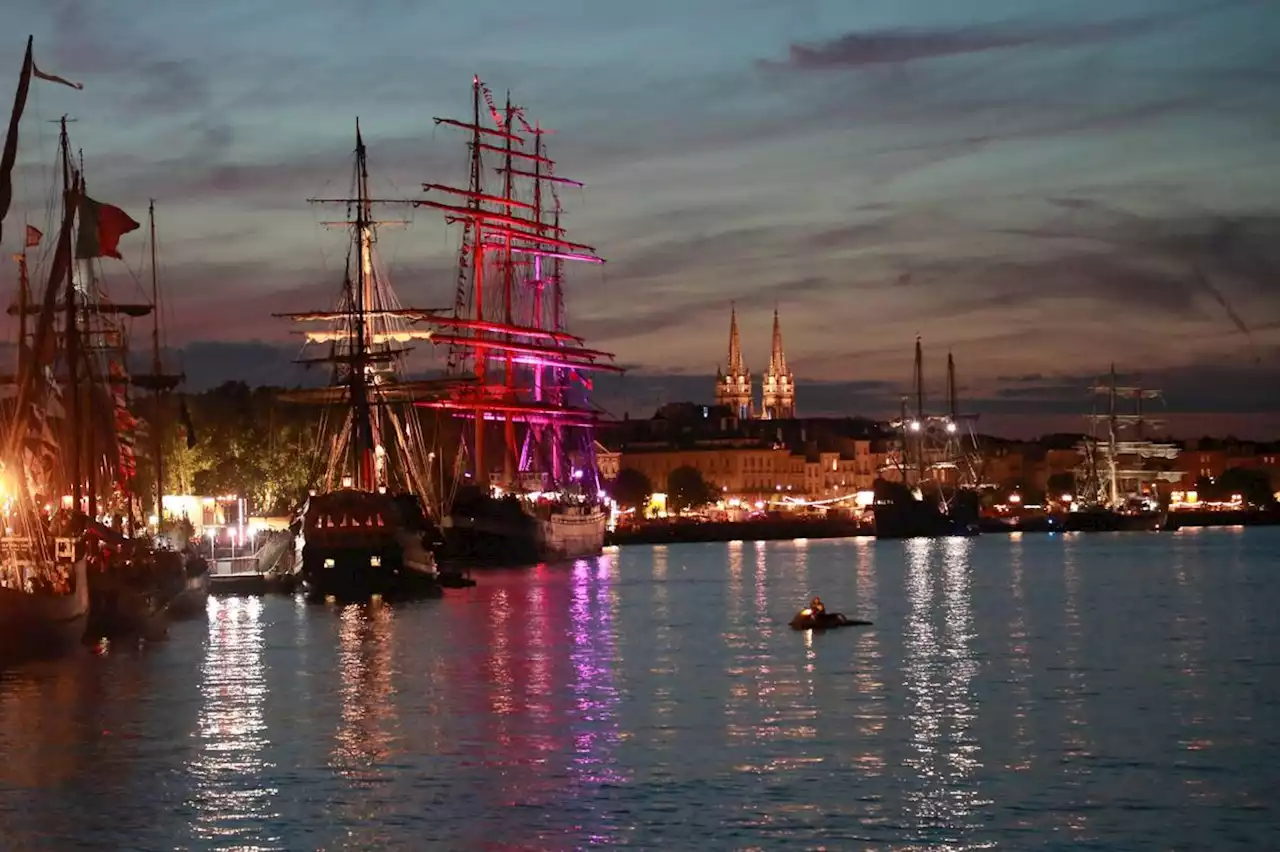 Drones, bateaux, expos… À Bordeaux, la fête du vin met de la culture et du spectacle dans son verre