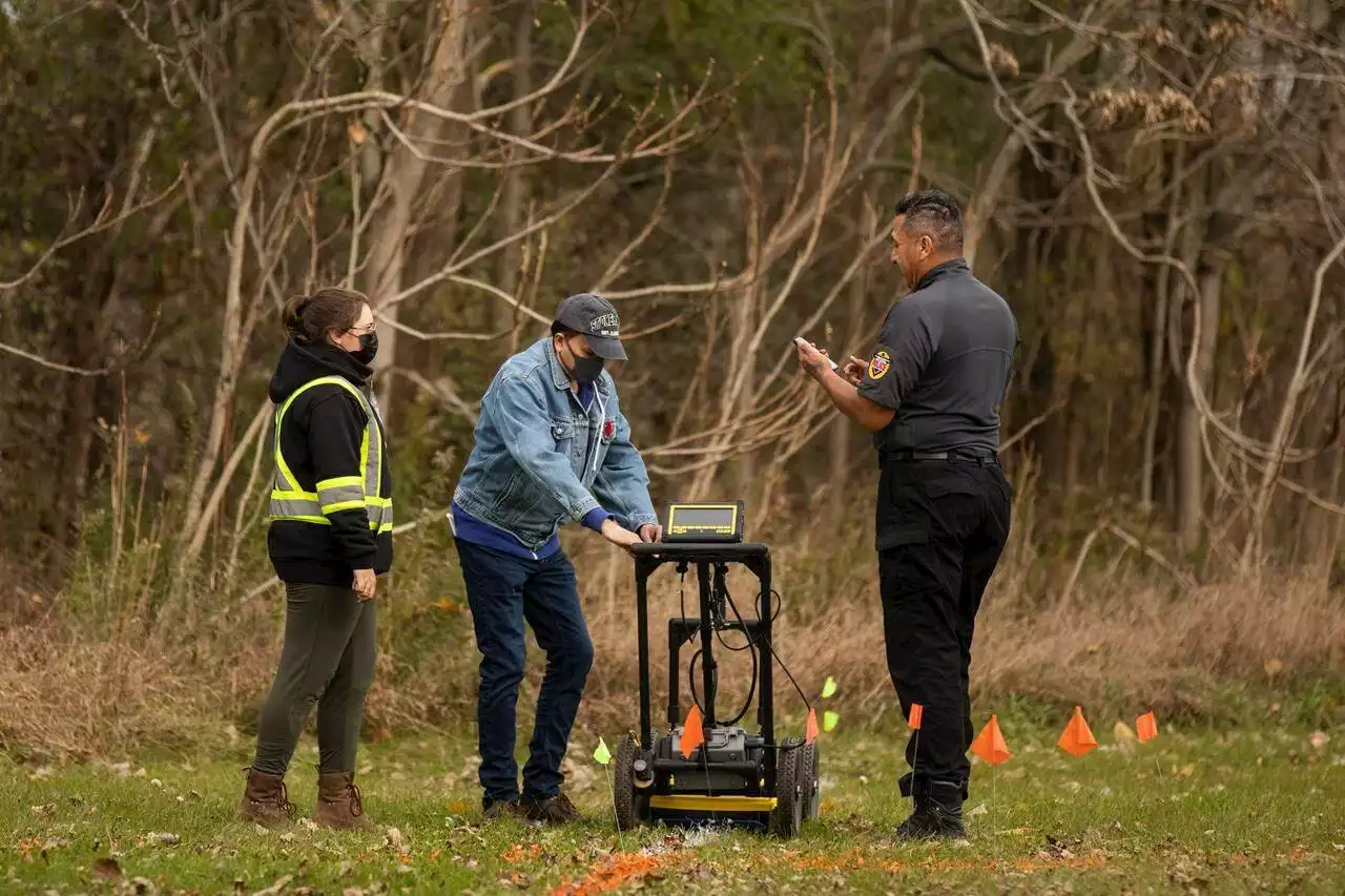 How ground-penetrating radar is used to find unmarked graves at residential schools - Terrace Standard