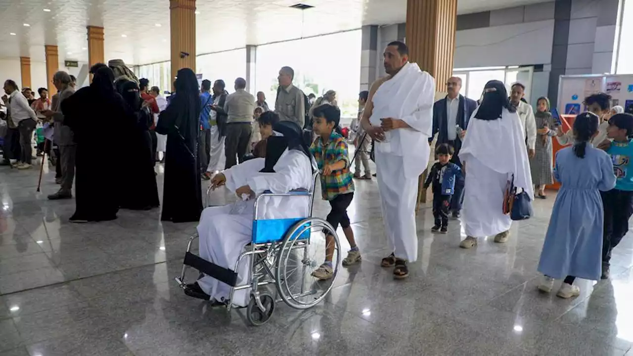 Yemen Hajj pilgrims depart Sanaa on first direct flight to Saudi since 2016