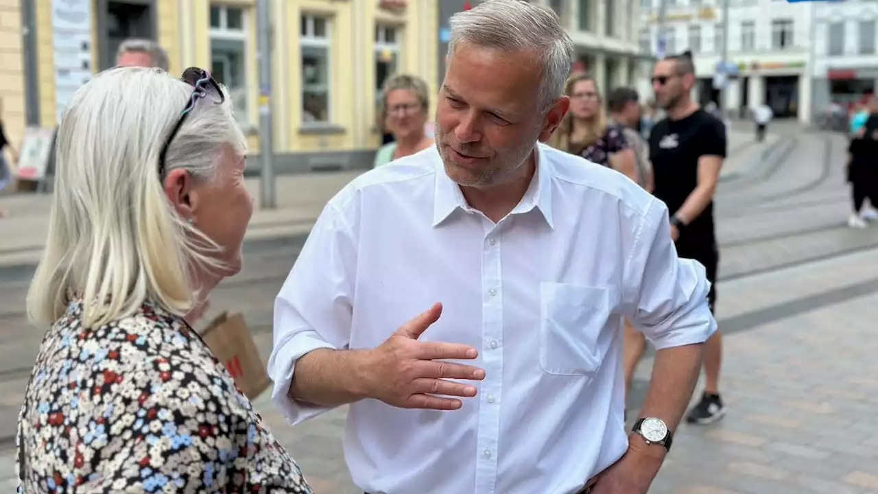 Kandidaten med det skandinaviske navn er det pæne ansigt på tyskernes højreradikale sommerflirt