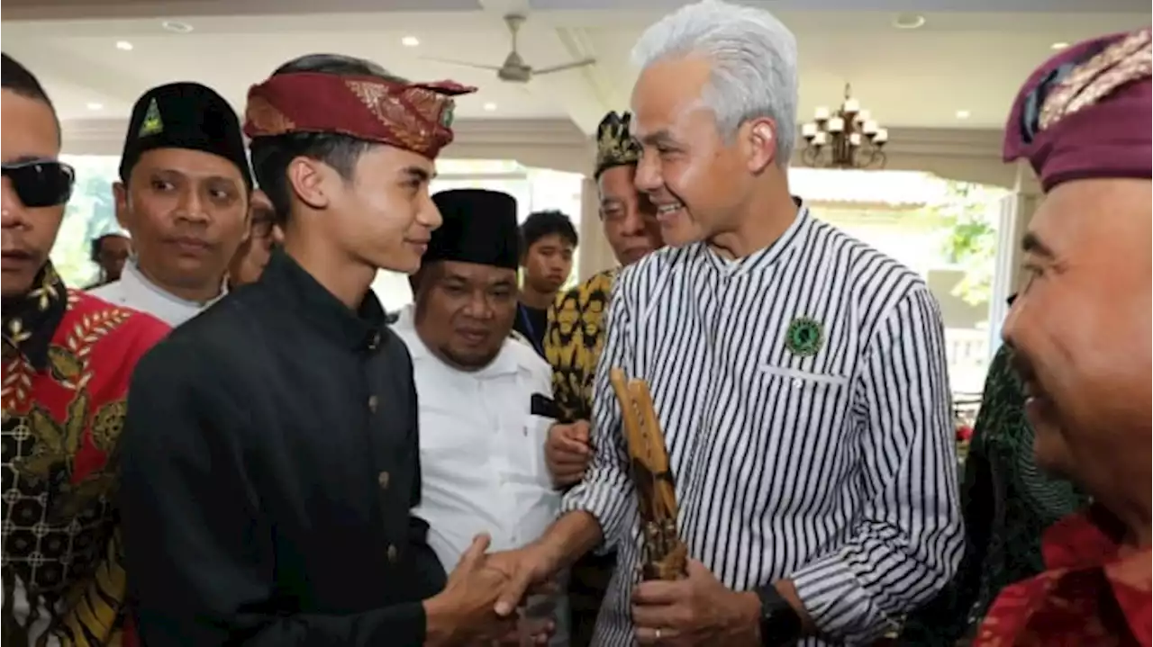 Ke NTB, Ganjar Pranowo Dapat Penghormatan Dari Masyarakat Sasak