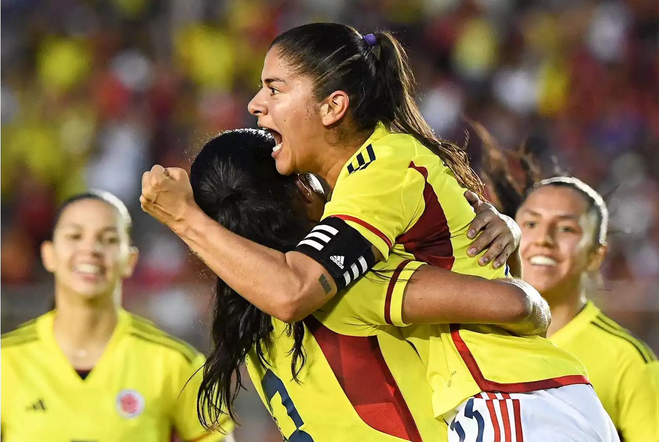 La selección de fútbol femenina de Colombia dominó el partido y derrotó a Panamá 2-0