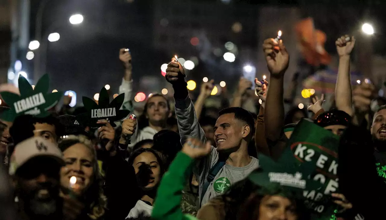 Marcha de la Marihuana reúne a cientos de brasileños por el fin de la guerra a las drogas