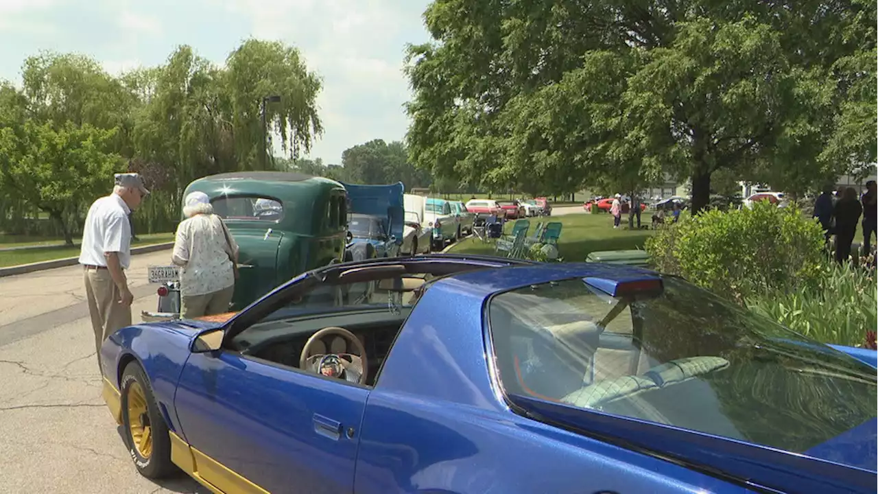 Celebrating dads and classic cars at Brighton's Summit Father's Day event