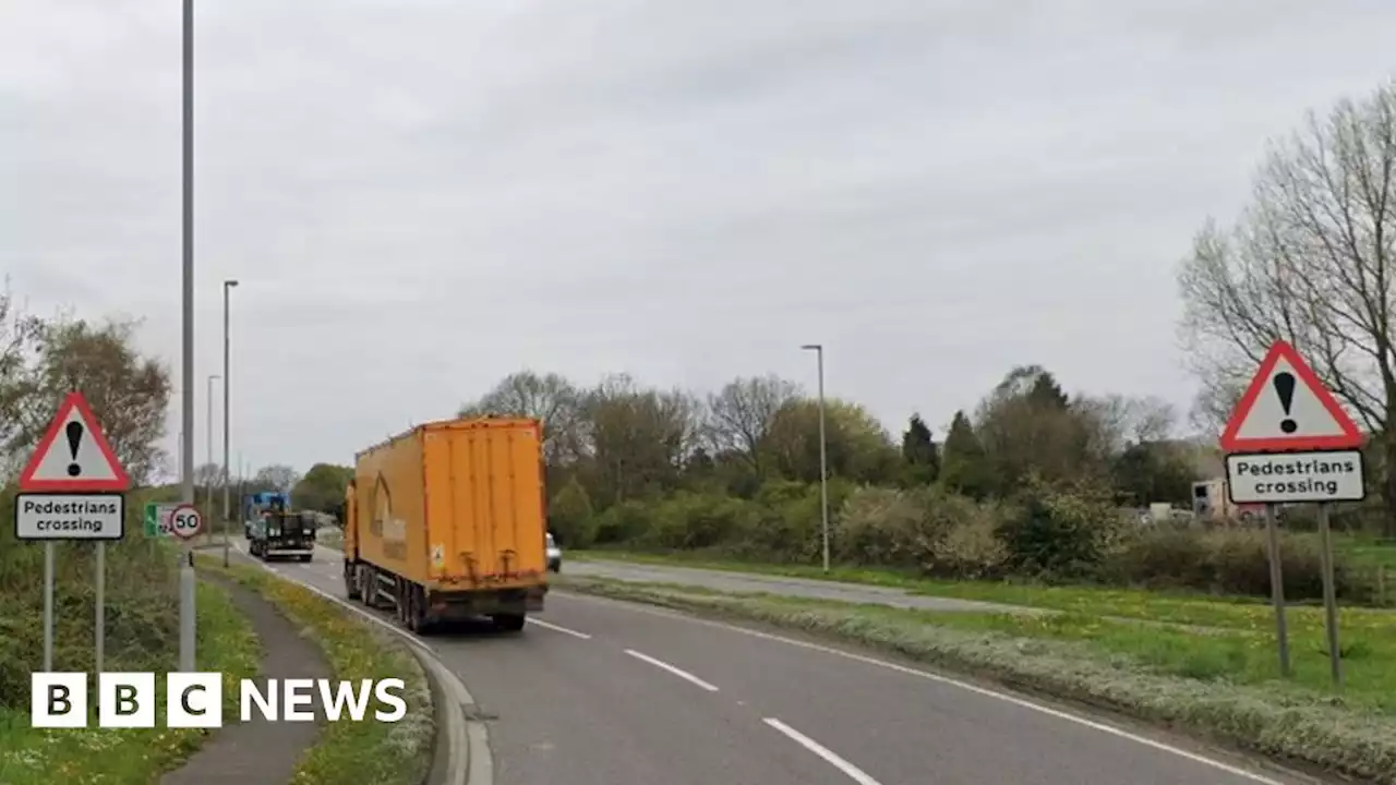 Markfield: Arrest after female pedestrian hit by car