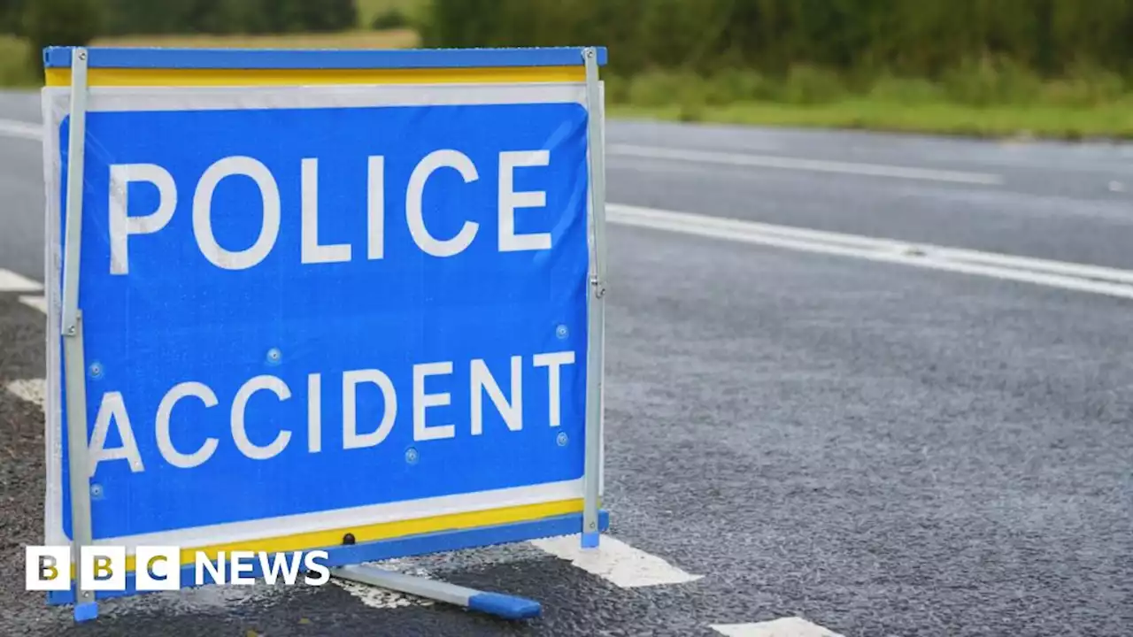 Man dies in crash involving two motorbikes and car