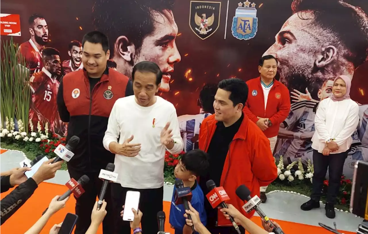 Takut Kebobolan Banyak, Jokowi Deg-degan Nonton Indonesia vs Argentina