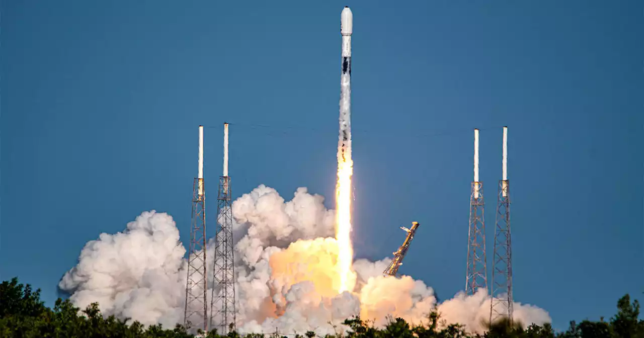 SpaceX launches powerful Indonesian communications satellite