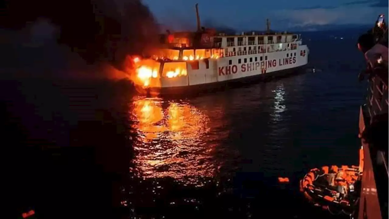 Cebu Daily Newscast: Passenger ferry catches fire while sailing in Panglao, Bohol; no one hurt