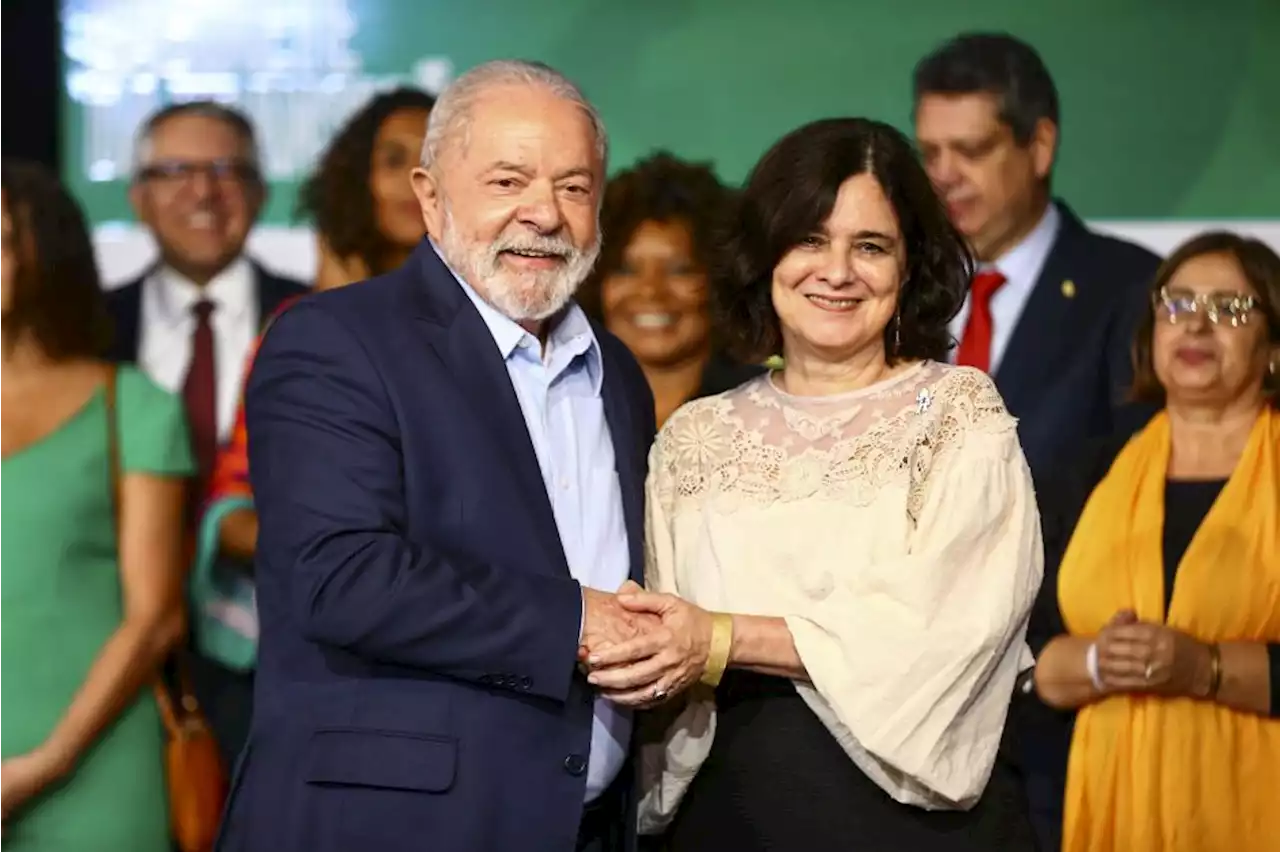 Lula manda avisar Centrão que “de jeito nenhum” tira Nísia Trindade da Saúde