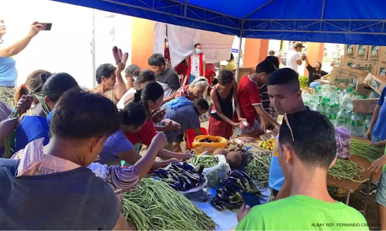 Community pantries rise in Albay evacuation centers amid Mayon eruption