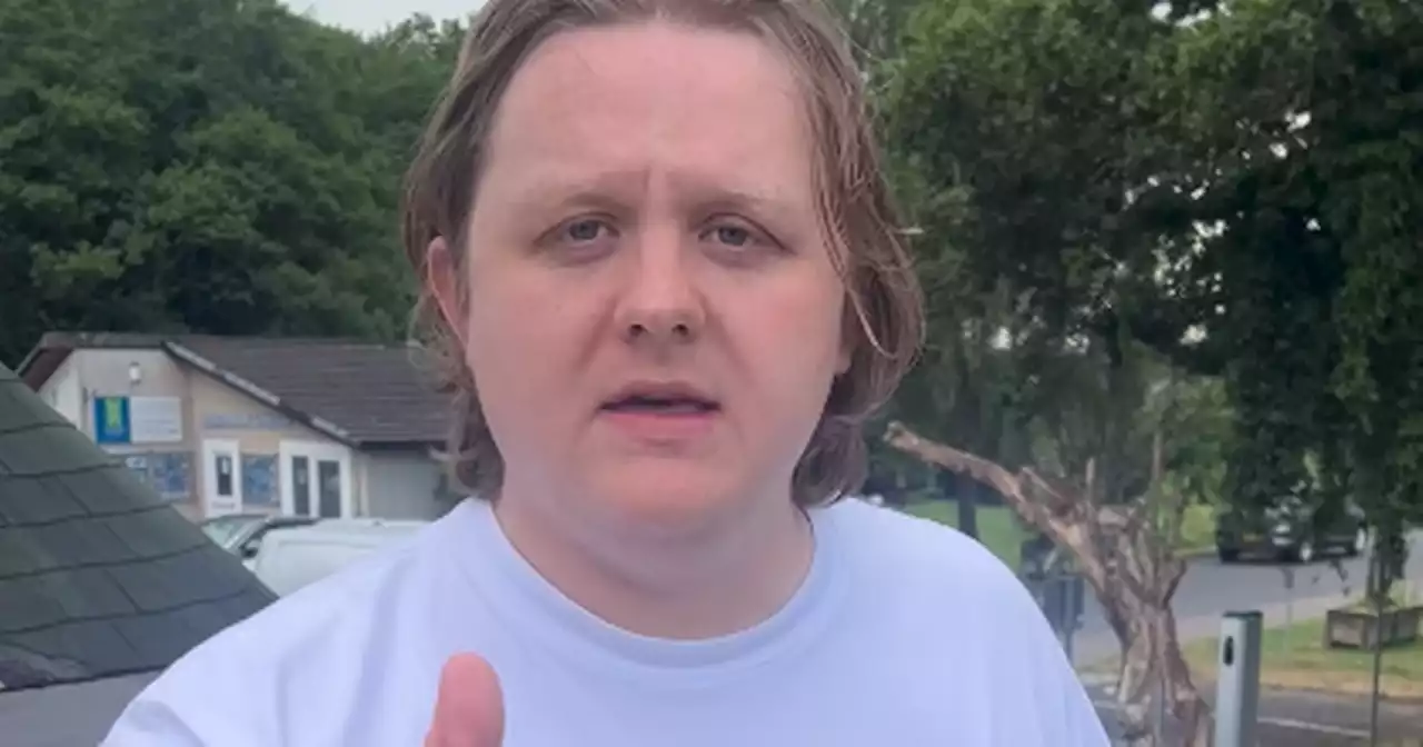 Lewis Capaldi enjoys holiday in Gatehouse of Fleet as he shares sweet message