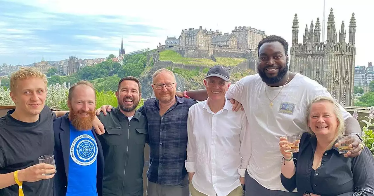 Martin Compston and The Rig co-stars enjoy day out in Edinburgh