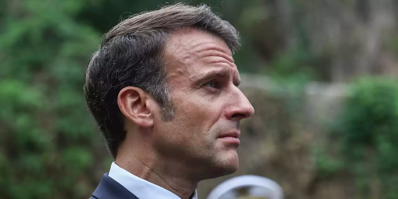 Remaniement : pourquoi Emmanuel Macron tarde à se décider