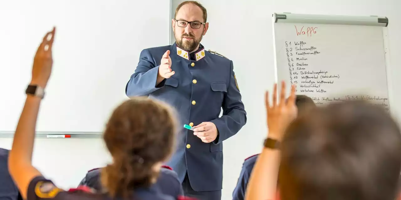 Polizeilehrer: Einsatz im Klassenzimmer